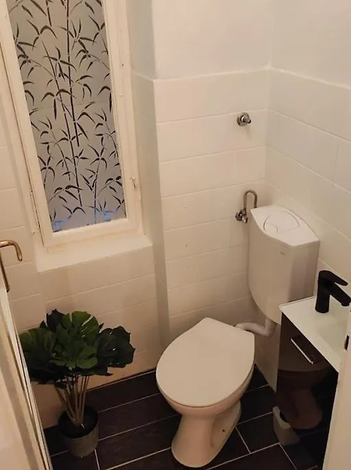 2 Bedroom Apartment In The City Rijeka