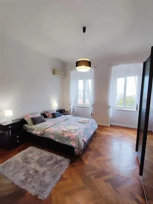 2 Bedroom Apartment In The City Rijeka Croatia